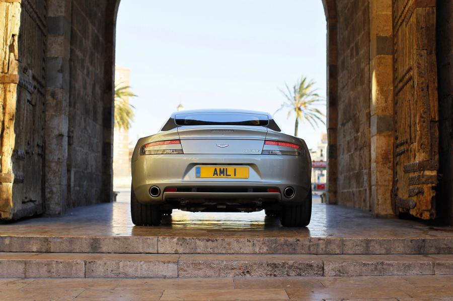  Aston Martin Rapide 2010 года  (фото 103 из 190)